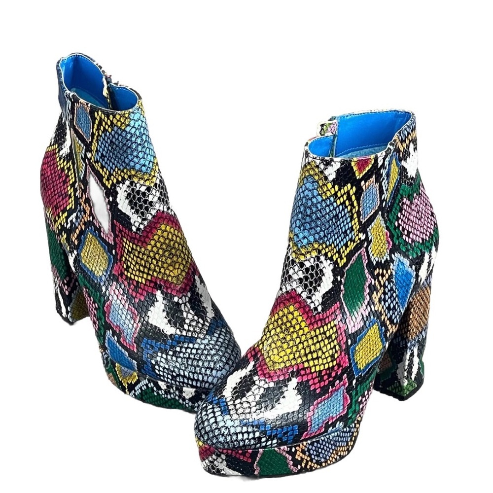 Bamboo  Sorbet Ankle Boots Multi Color  Rainbow Faux Leather Sz 5.5‎ Colorful